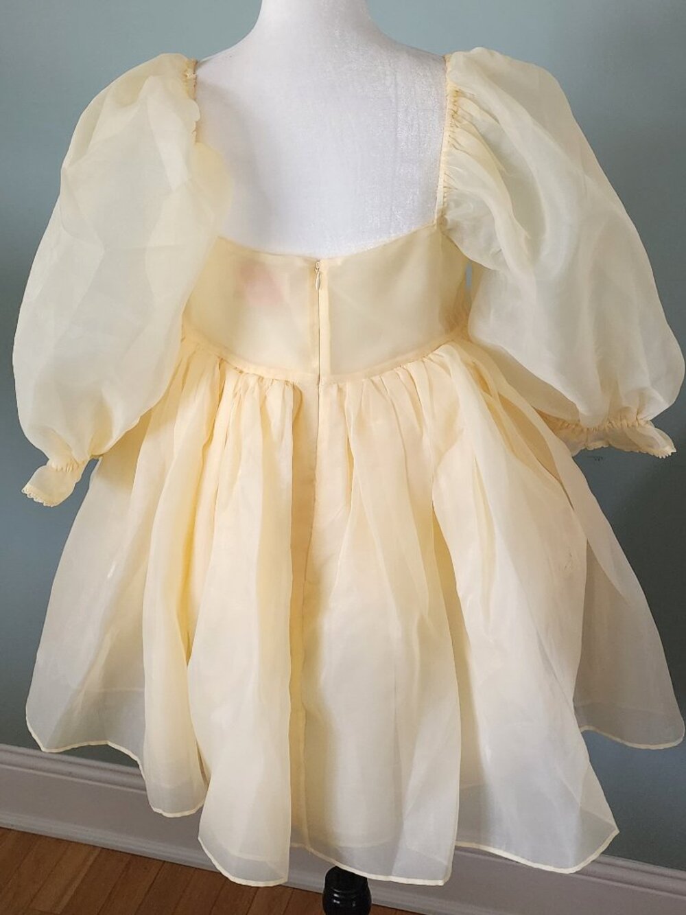 Selkie Banana Puff Dress - Picture 3 of 5